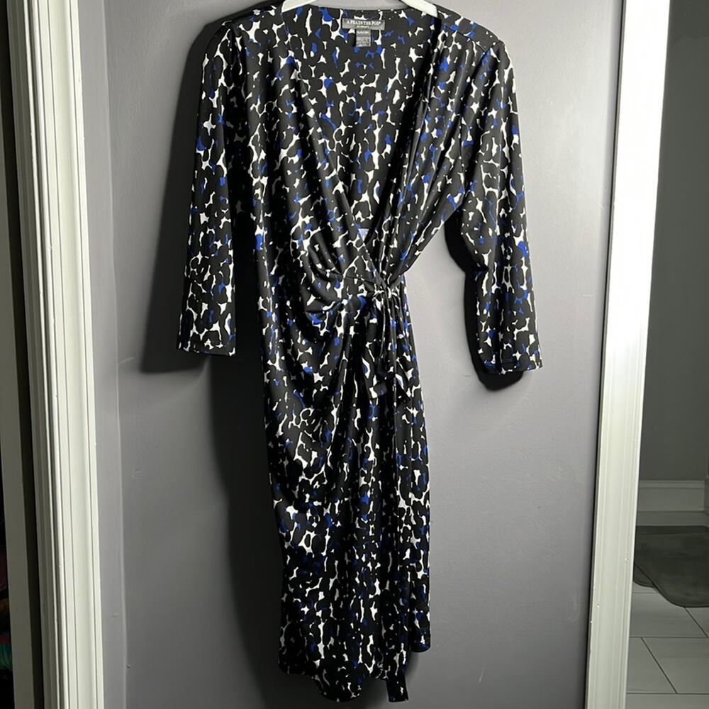 Pea in the Pod Black Blue Wrap Maternity Dress Small